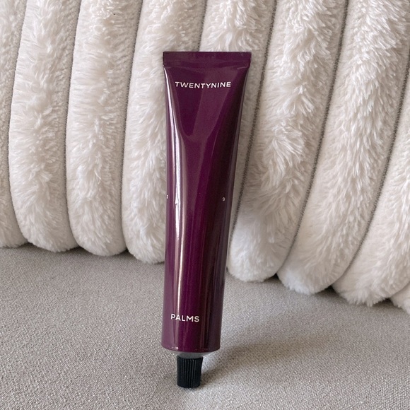 Twentynine Palms Moonlight Mesa Hand Cream
3.4 fl oz - Picture 5 of 5